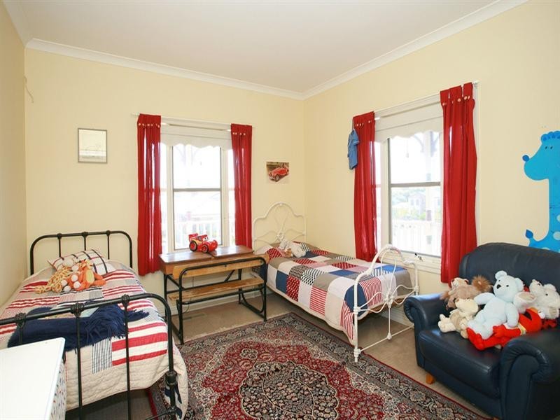 2 Brown Thornbill Court, Langwarrin VIC 3910