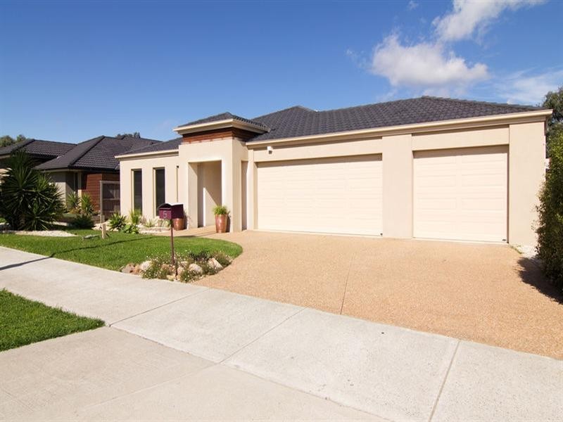 5 Fieldwood Lane, Langwarrin VIC 3910