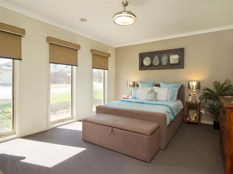 5 Fieldwood Lane, Langwarrin VIC 3910