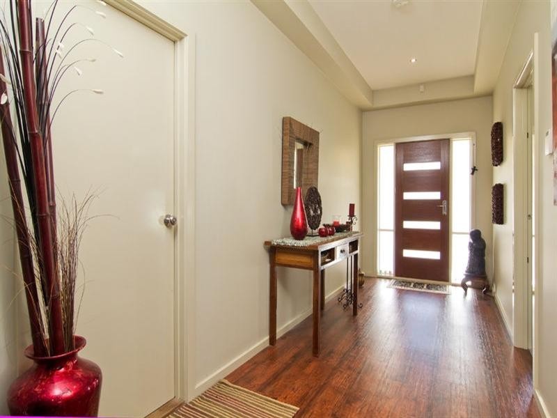 5 Fieldwood Lane, Langwarrin VIC 3910