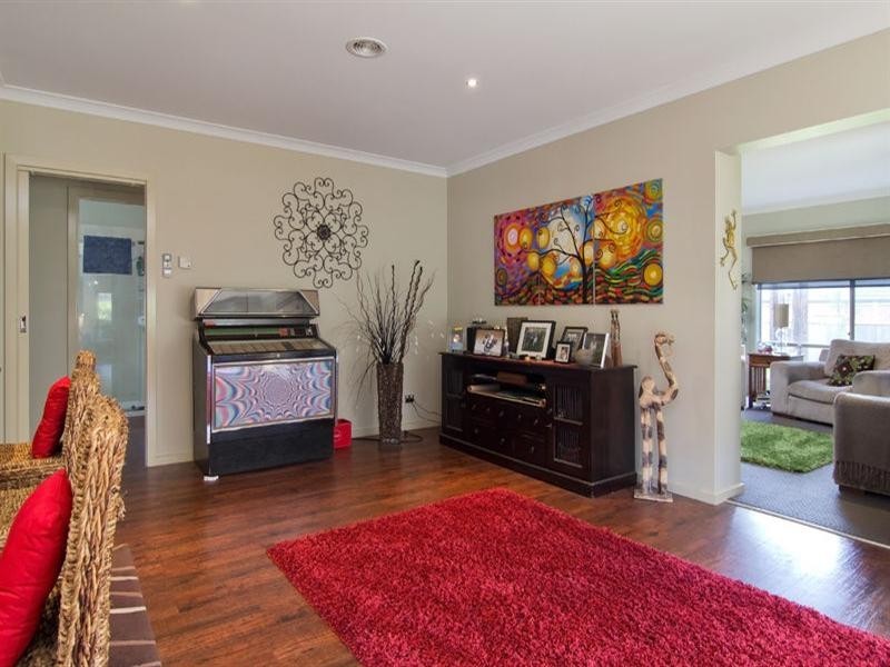 5 Fieldwood Lane, Langwarrin VIC 3910