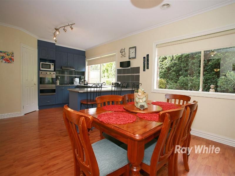 19 Sunny Vale Drive, Langwarrin VIC 3910