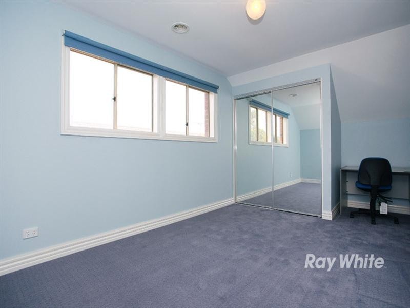 19 Sunny Vale Drive, Langwarrin VIC 3910