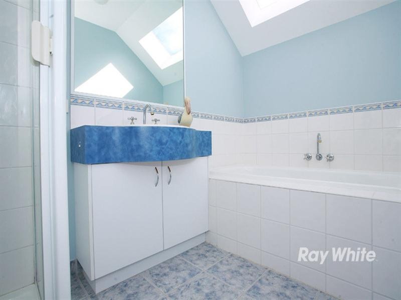 19 Sunny Vale Drive, Langwarrin VIC 3910