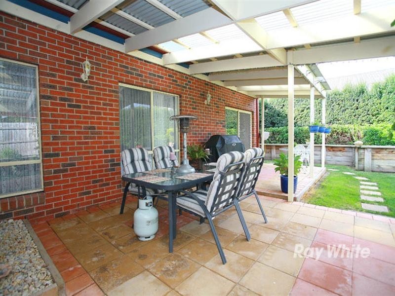 19 Sunny Vale Drive, Langwarrin VIC 3910