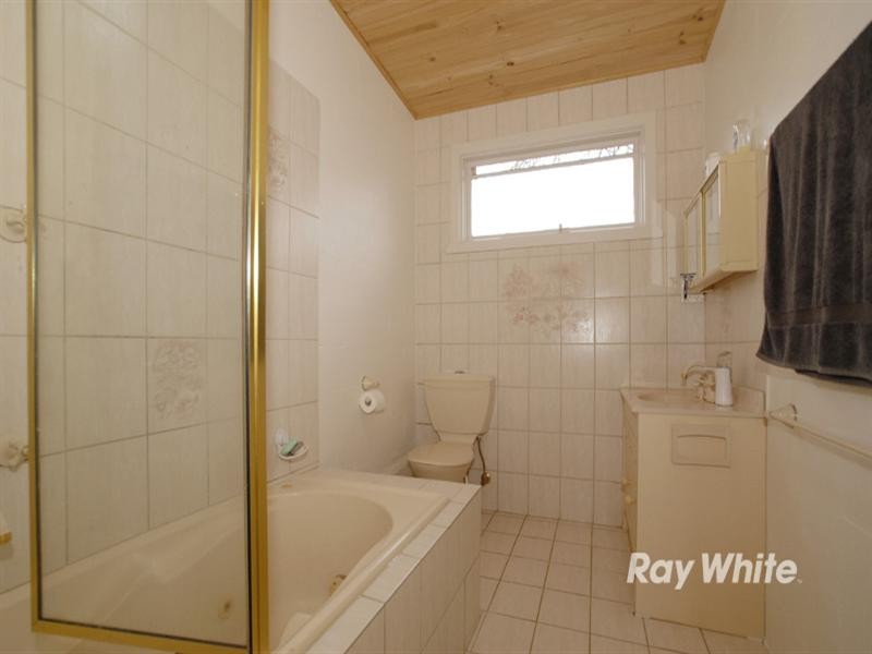 33 Beech Street, Langwarrin VIC 3910