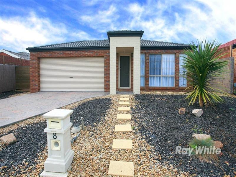 8 Webster Court, Carrum Downs VIC 3201