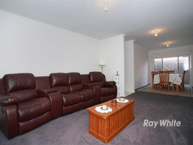 8 Webster Court, Carrum Downs VIC 3201