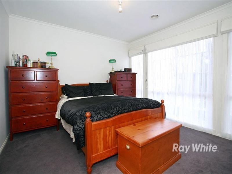 8 Webster Court, Carrum Downs VIC 3201