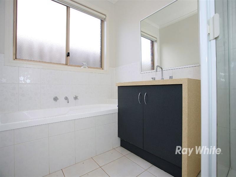 8 Webster Court, Carrum Downs VIC 3201