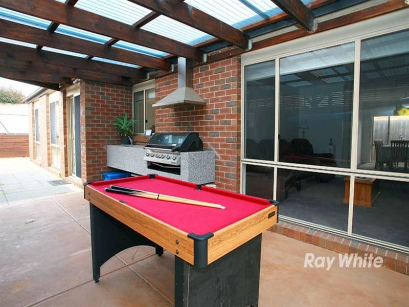 8 Webster Court, Carrum Downs VIC 3201