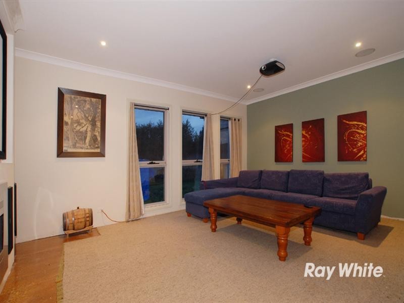 5 Crenada Close, Langwarrin VIC 3910