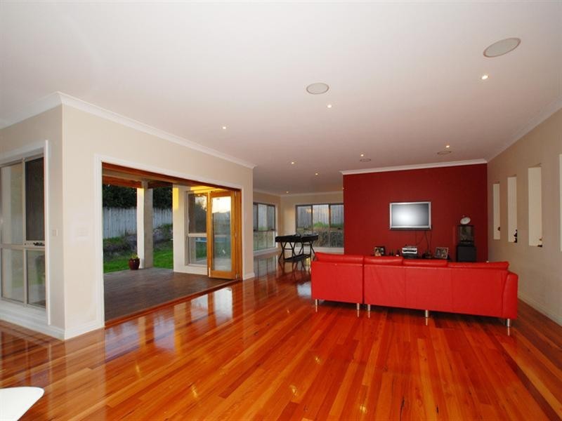 5 Crenada Close, Langwarrin VIC 3910