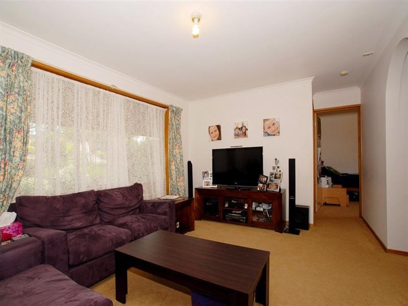 3 Cotoneaster Way, Langwarrin VIC 3910