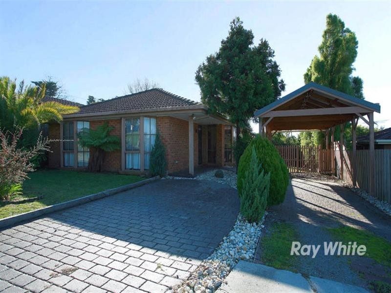 5 Lang Road, Langwarrin VIC 3910