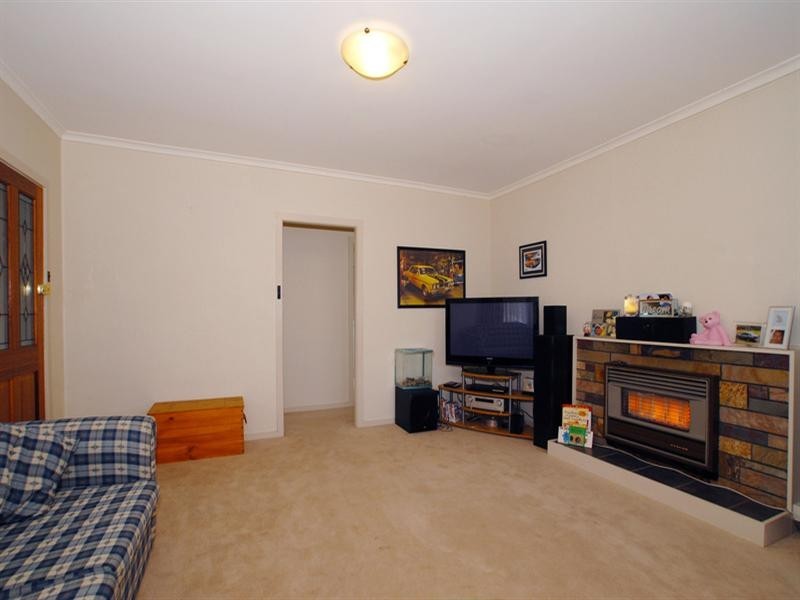 18 Lindsay Street, Frankston North VIC 3200