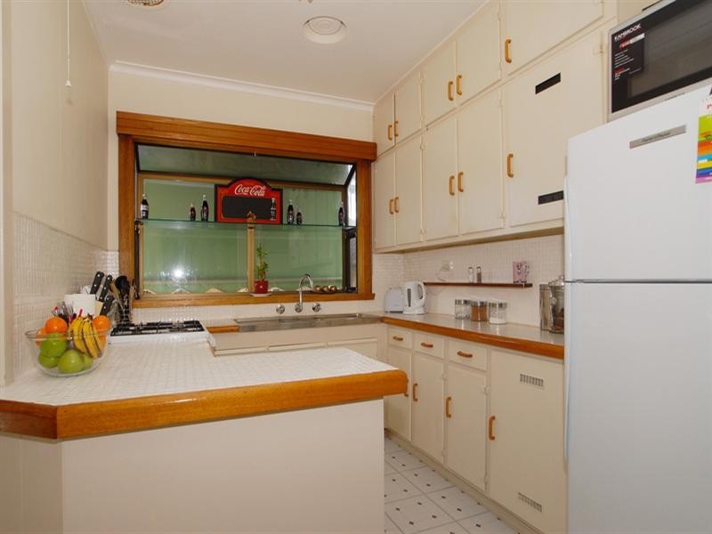 18 Lindsay Street, Frankston North VIC 3200