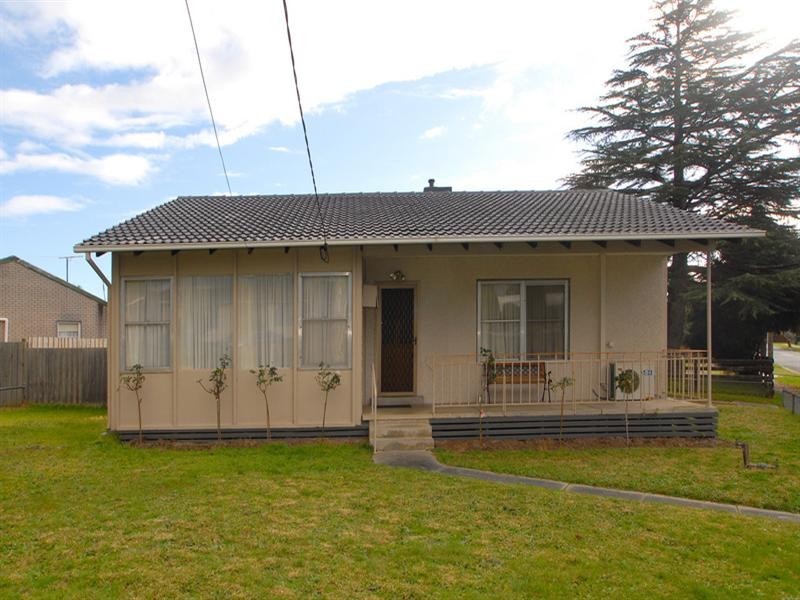 18 Lindsay Street, Frankston North VIC 3200