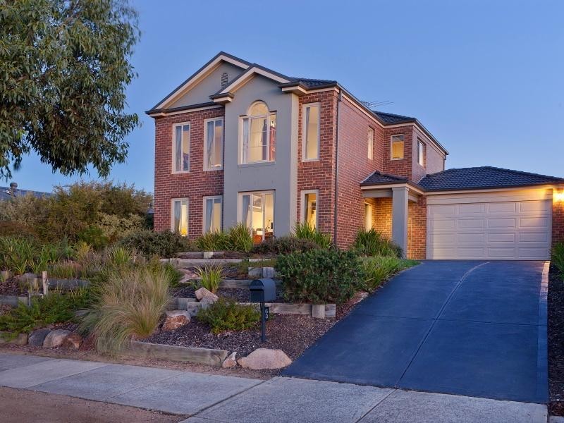 63 Apple Berry Avenue, Langwarrin VIC 3910