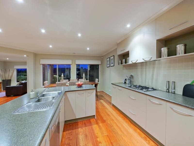 63 Apple Berry Avenue, Langwarrin VIC 3910