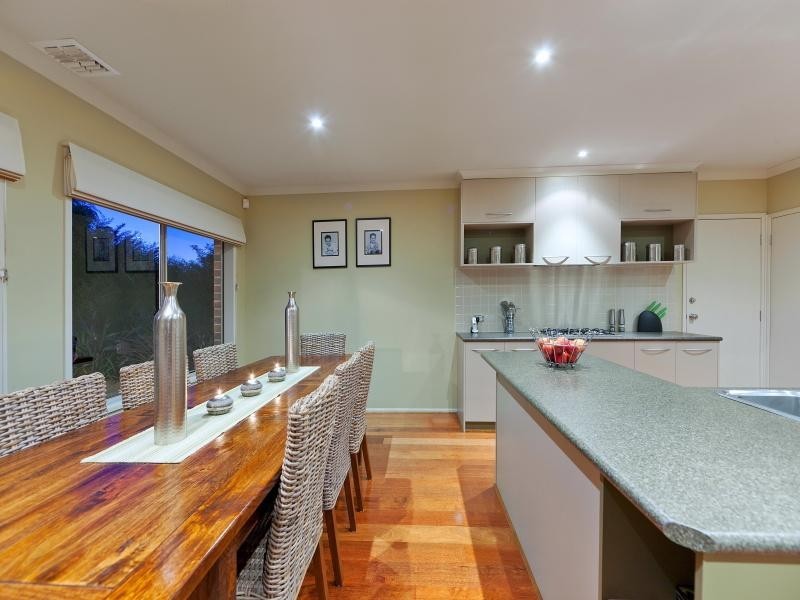 63 Apple Berry Avenue, Langwarrin VIC 3910