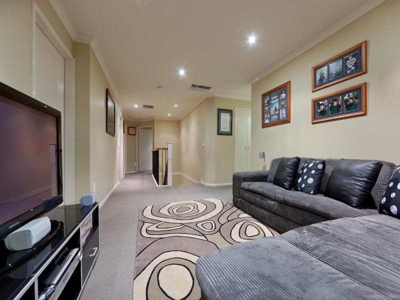 63 Apple Berry Avenue, Langwarrin VIC 3910