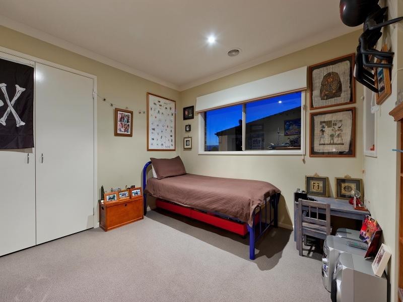 63 Apple Berry Avenue, Langwarrin VIC 3910