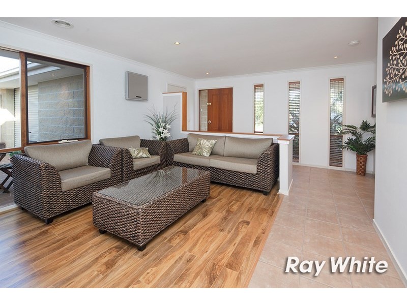 33 Trentham Way, Langwarrin VIC 3910