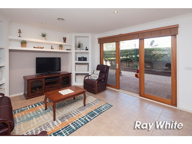 33 Trentham Way, Langwarrin VIC 3910