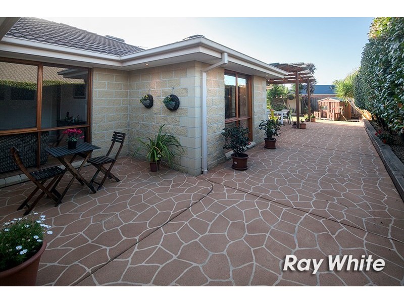 33 Trentham Way, Langwarrin VIC 3910