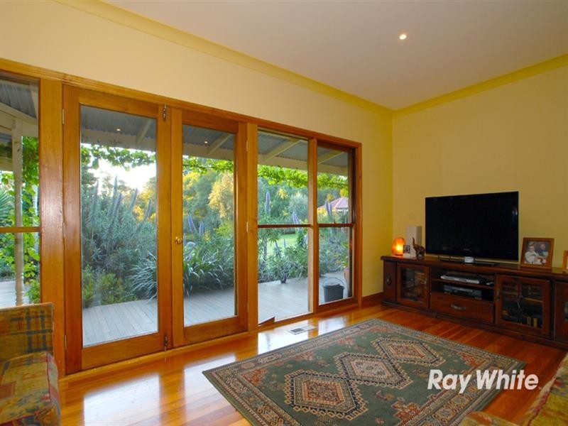 33 Leisureland Drive, Langwarrin VIC 3910