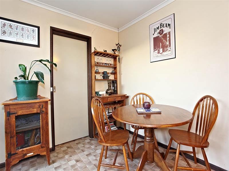 11 Raymond Avenue, Langwarrin VIC 3910