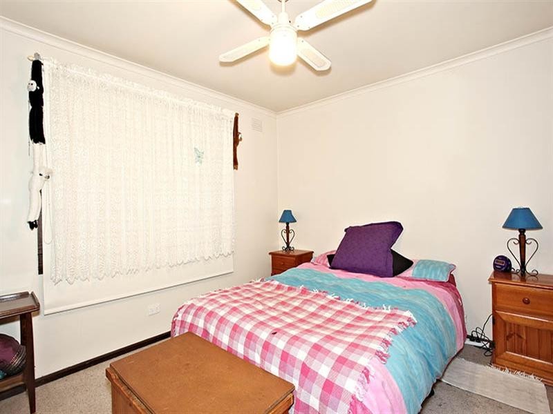 11 Raymond Avenue, Langwarrin VIC 3910