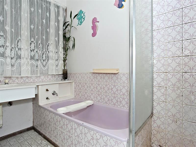 11 Raymond Avenue, Langwarrin VIC 3910