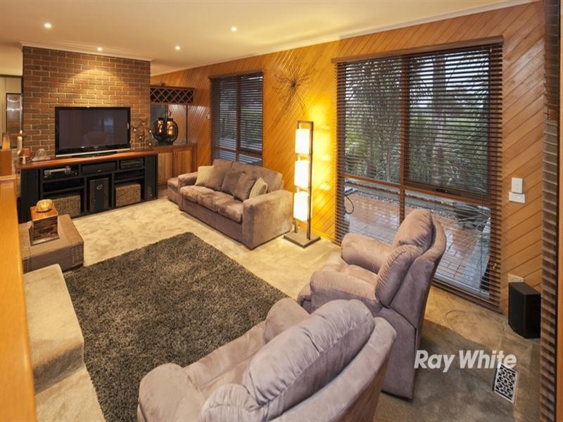 2 Airlie Court, Langwarrin VIC 3910