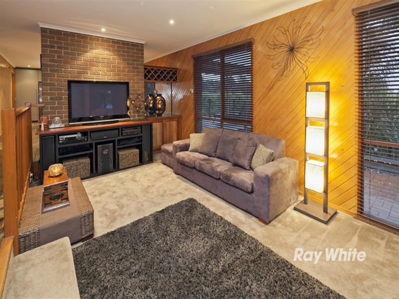 2 Airlie Court, Langwarrin VIC 3910