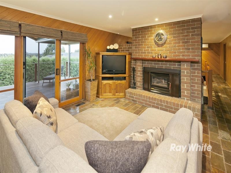 2 Airlie Court, Langwarrin VIC 3910