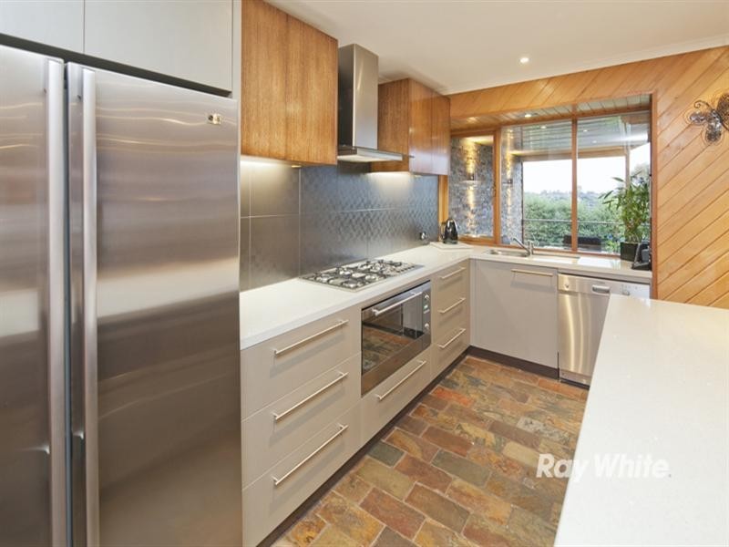 2 Airlie Court, Langwarrin VIC 3910