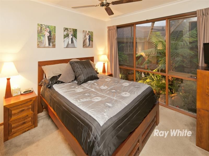 2 Airlie Court, Langwarrin VIC 3910