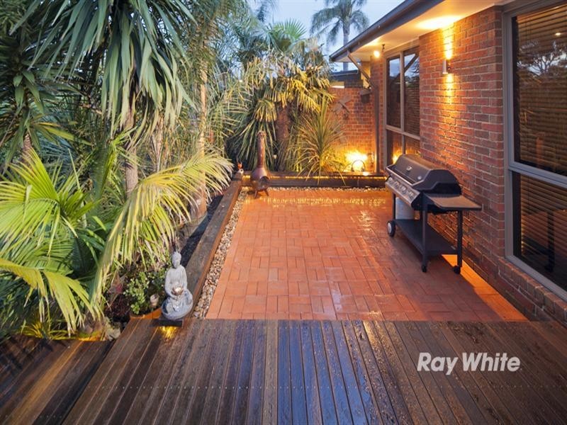 2 Airlie Court, Langwarrin VIC 3910