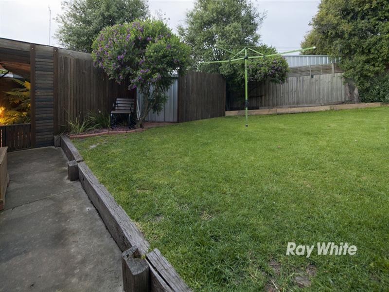 2 Airlie Court, Langwarrin VIC 3910