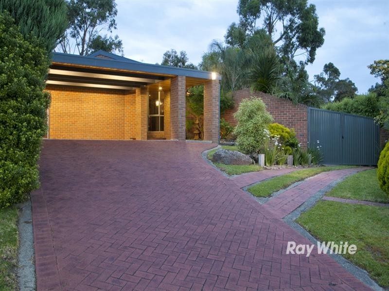 2 Airlie Court, Langwarrin VIC 3910