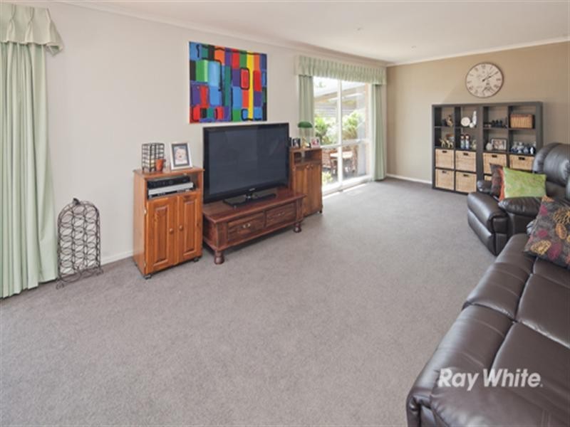 6 Stevens Road, Langwarrin VIC 3910