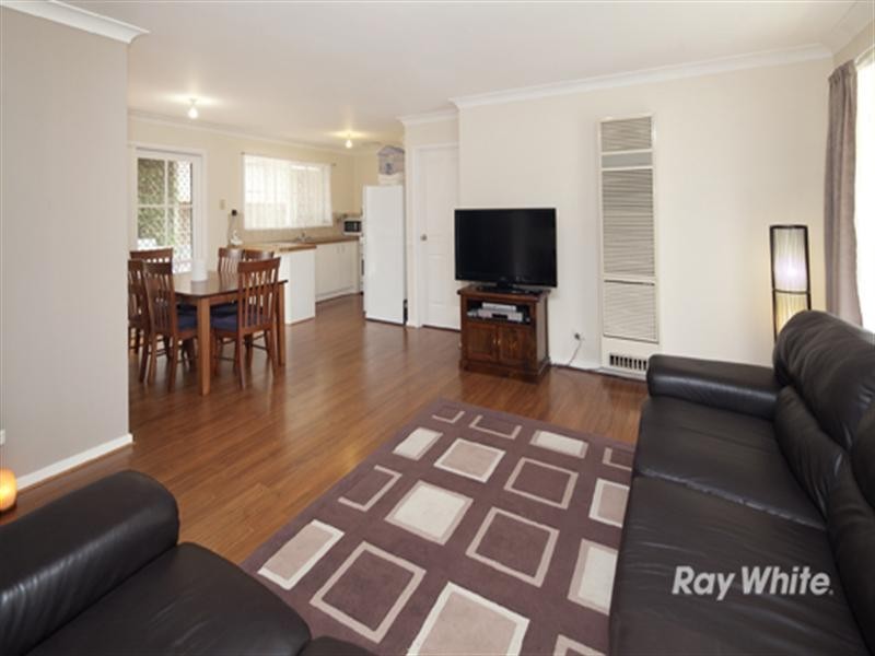 30 Wahgunyah Crescent, Langwarrin VIC 3910