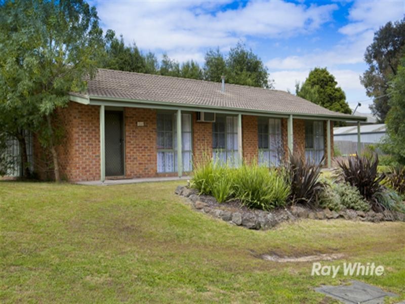 30 Wahgunyah Crescent, Langwarrin VIC 3910