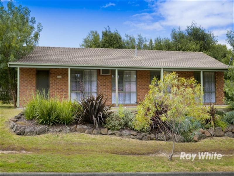 30 Wahgunyah Crescent, Langwarrin VIC 3910