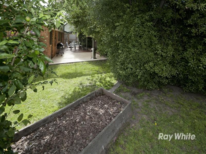 30 Wahgunyah Crescent, Langwarrin VIC 3910