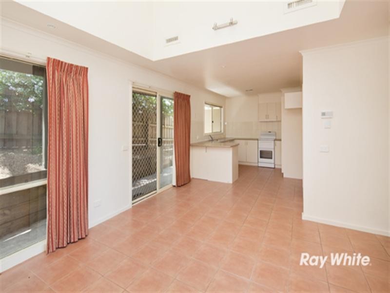 1/18 Malcolm Road, Langwarrin VIC 3910
