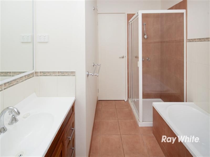 1/18 Malcolm Road, Langwarrin VIC 3910