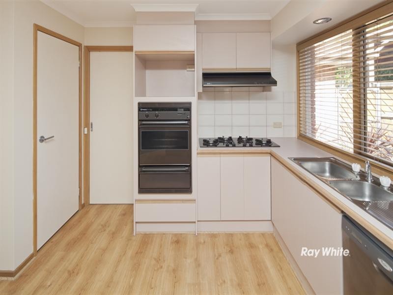 32 Wahgunyah Crescent, Langwarrin VIC 3910